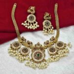 Kante Neck Set Antique