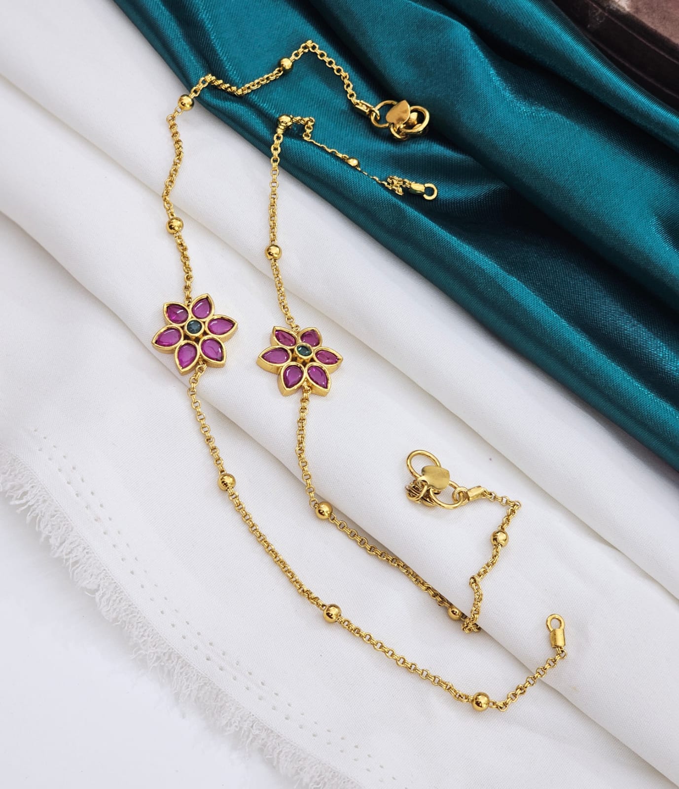 453 Anklets just 550 - Image 1