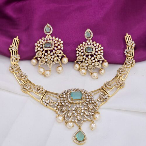 Beautiful neckset just 899