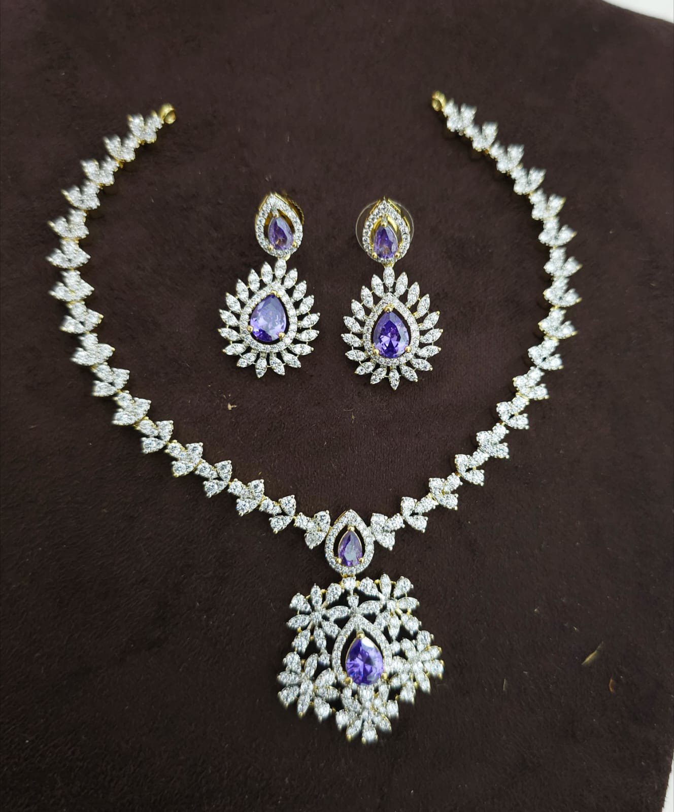 2025/12/1892529.jpg Gj neck set Dimond replica 1150 free shipping purple colour. - Image 1