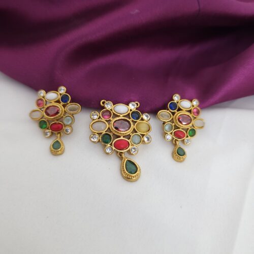 Navaratna pendant set