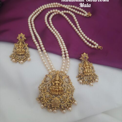 Handmade Swarovski Mala with temple lockets