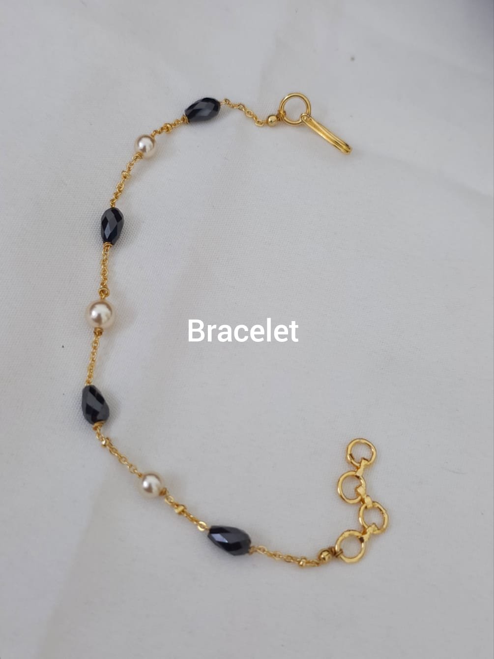 2026/04/1000312604-1.jpg Black czs and Swarovski bracelet 399 free shipping - Image 1