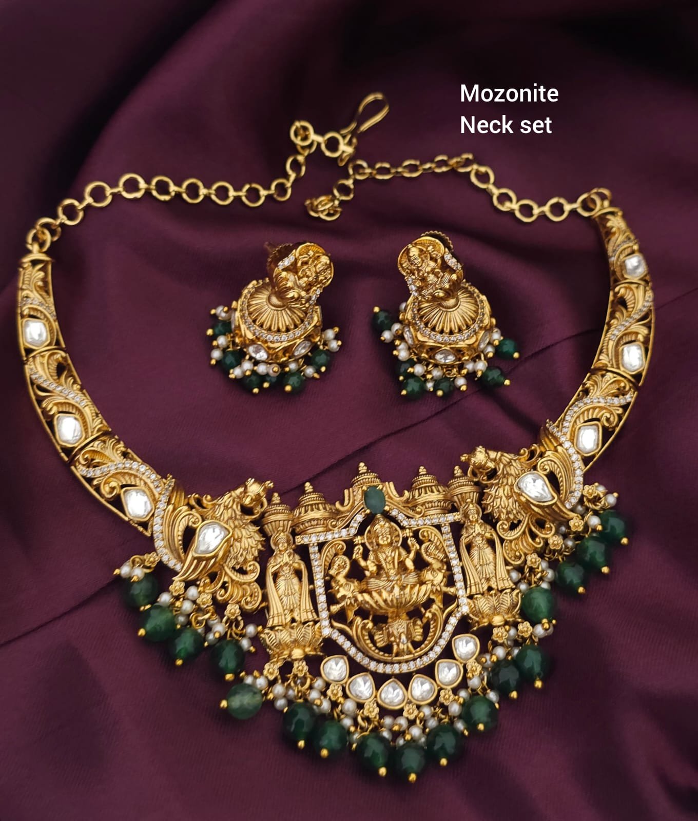 2026/04/IMG-20260404-WA0029.jpg Desighner Mozonite neck set 2600 free shipping - Image 1