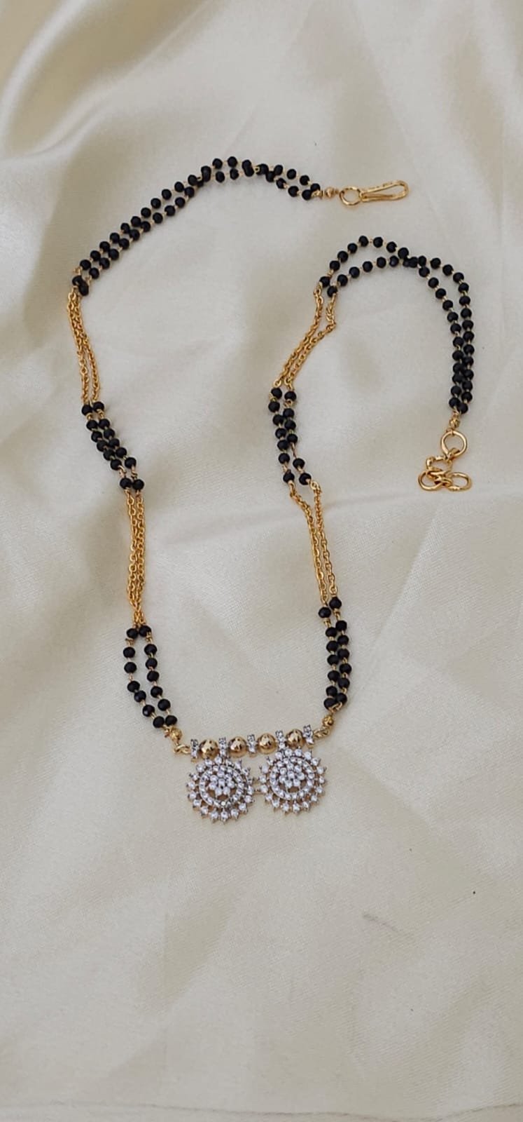 2026/07/1005830817.jpg Black beads gold copy 599 free shipping - Image 1