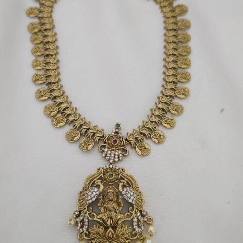 Antique neck set 350 free shipping.