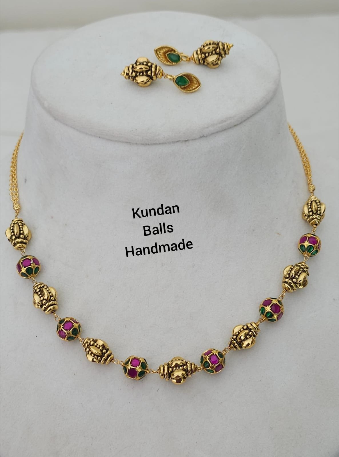 2026/08/IMG-20260801-WA0971.jpg Kundan and nakshi desighner Mala handmade 2499 free shipping - Image 1