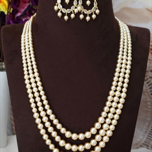 Swarovski Mala with polki hangings 1350 free shipping