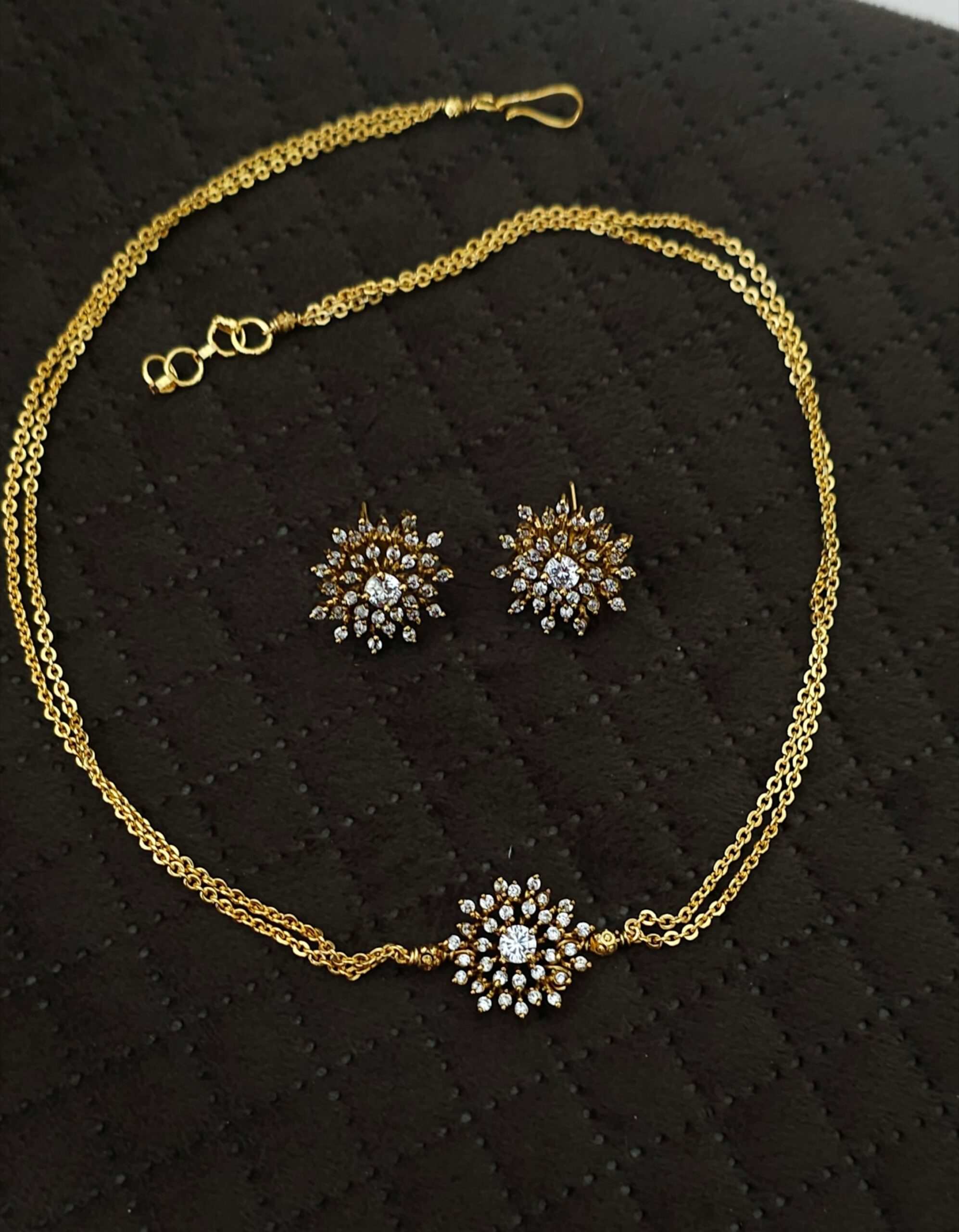 2026/09/IMG-20260927-WA0072-scaled.jpg Choker with eartops 799 free shipping - Image 1